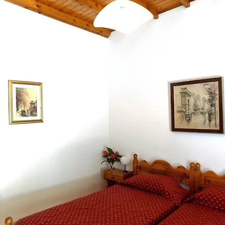 Katerina's Agios Gordios (Corfu)